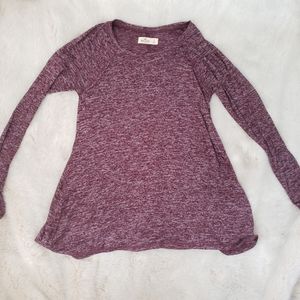 Hollister maroon light knit top size S
